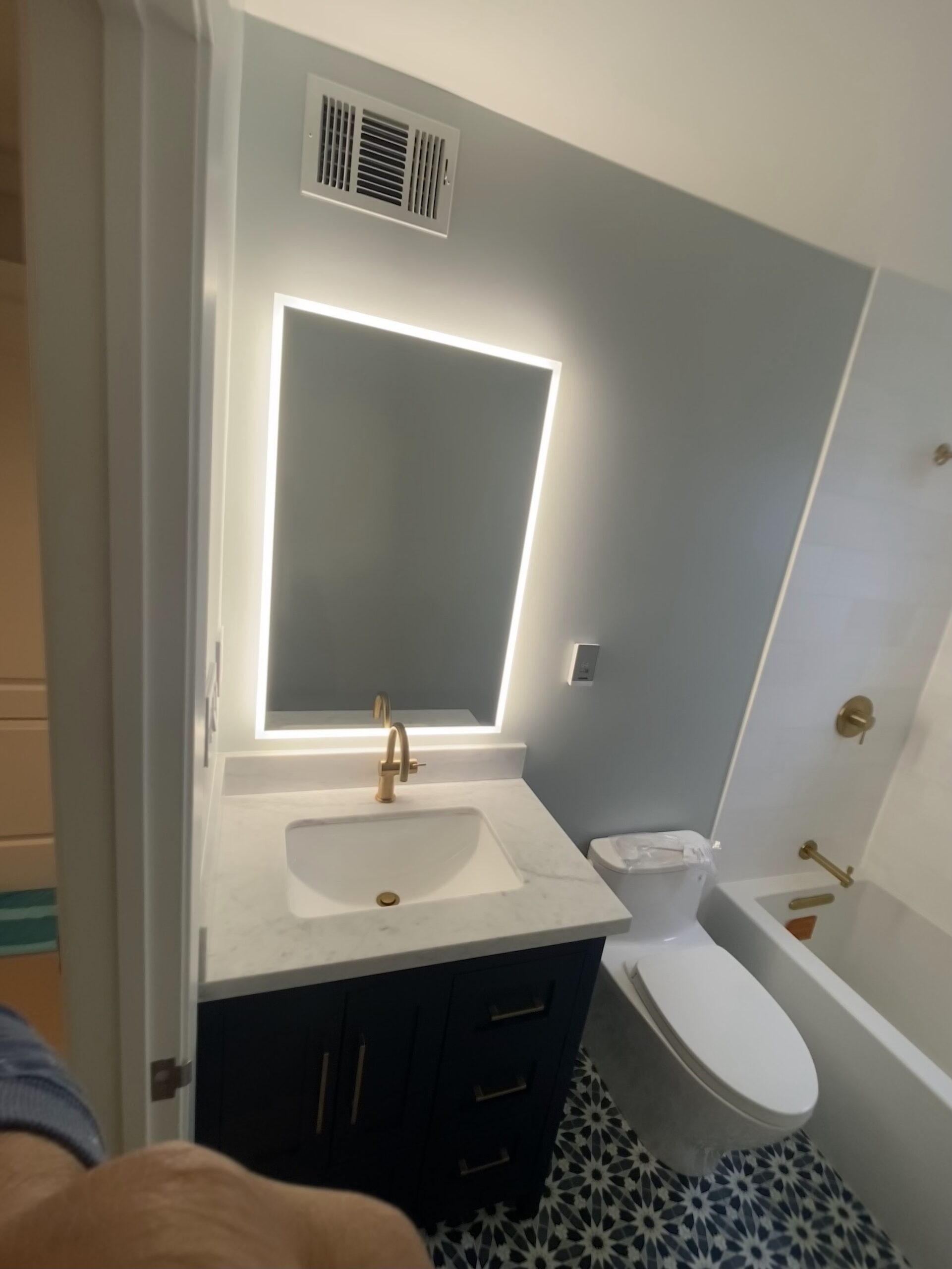 Kitchen & Bathroom Remodeling 11